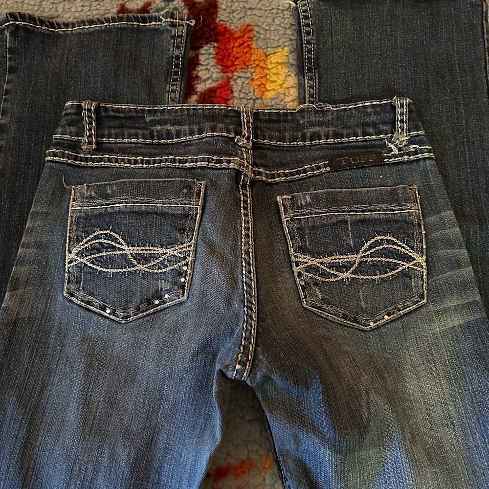 Cowgirl Tuff DFMI Bling Size 27x35 Bootcut Bling and Silver Stitching Low Rise